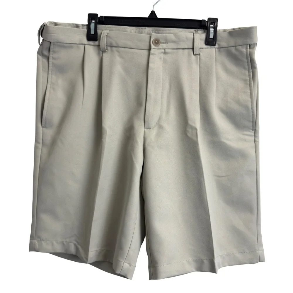 Haggar Mens Pleated Expandable Waist Golf Shorts Stone Beige Size 38